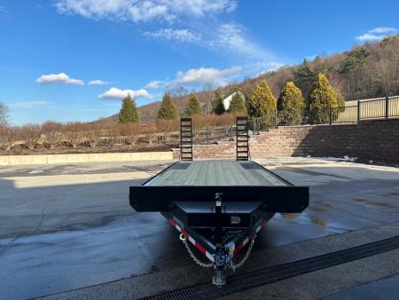 New Greenfield 20' Deckover Equipment Trailer - 10K