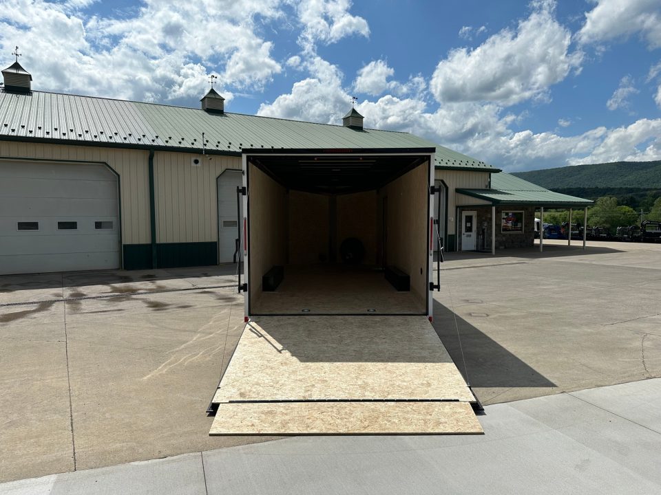 New Pace American 8.5'X20' Rear Ramp Door (Journey SE)