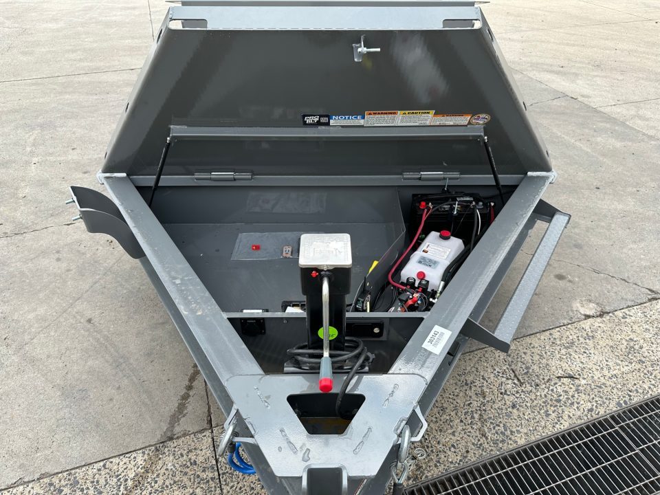 New Diamond C 20' Pro-Tilt PACESETTER Edition (HDT 207)