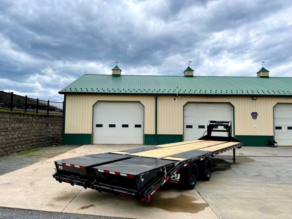 New PJ 30' Low-Pro Flatdeck with Duals (LD) - Monster Ramps