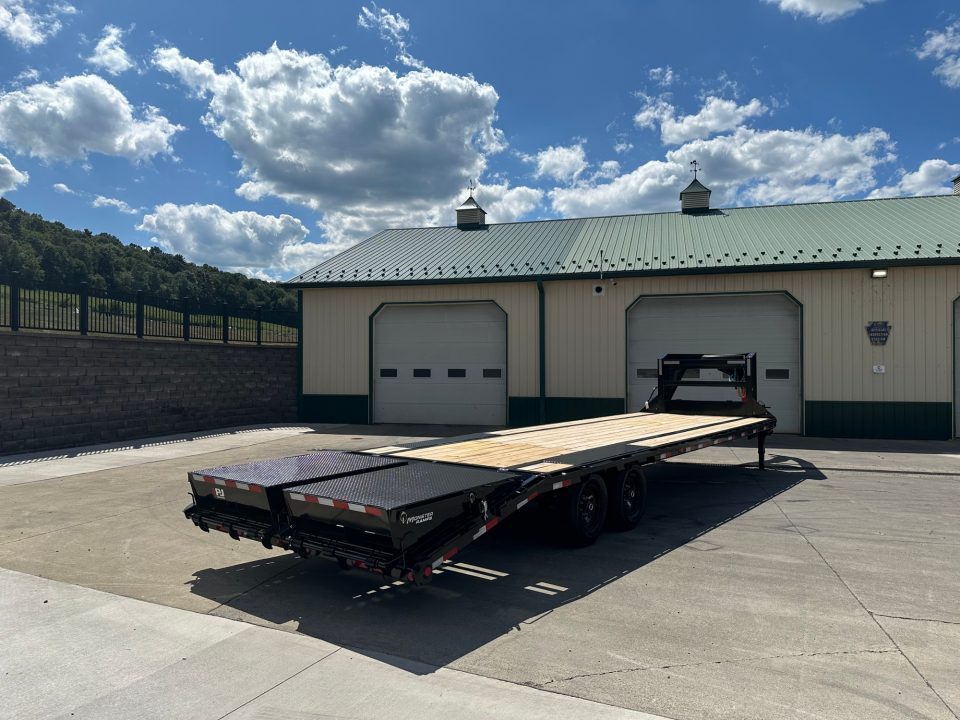 New PJ 30' Low-Pro Quest Series Gooseneck w/Monster Ramps