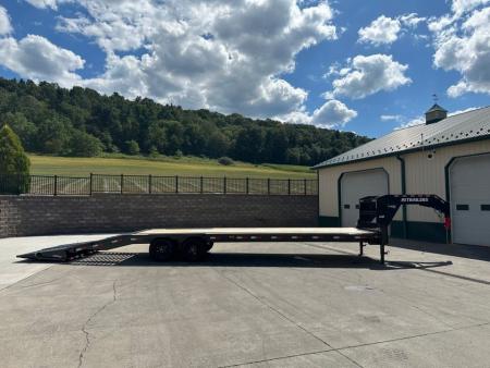 New PJ 30' Low-Pro Quest Series Gooseneck w/Monster Ramps