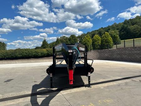 New PJ 30' Low-Pro Quest Series Gooseneck w/Monster Ramps