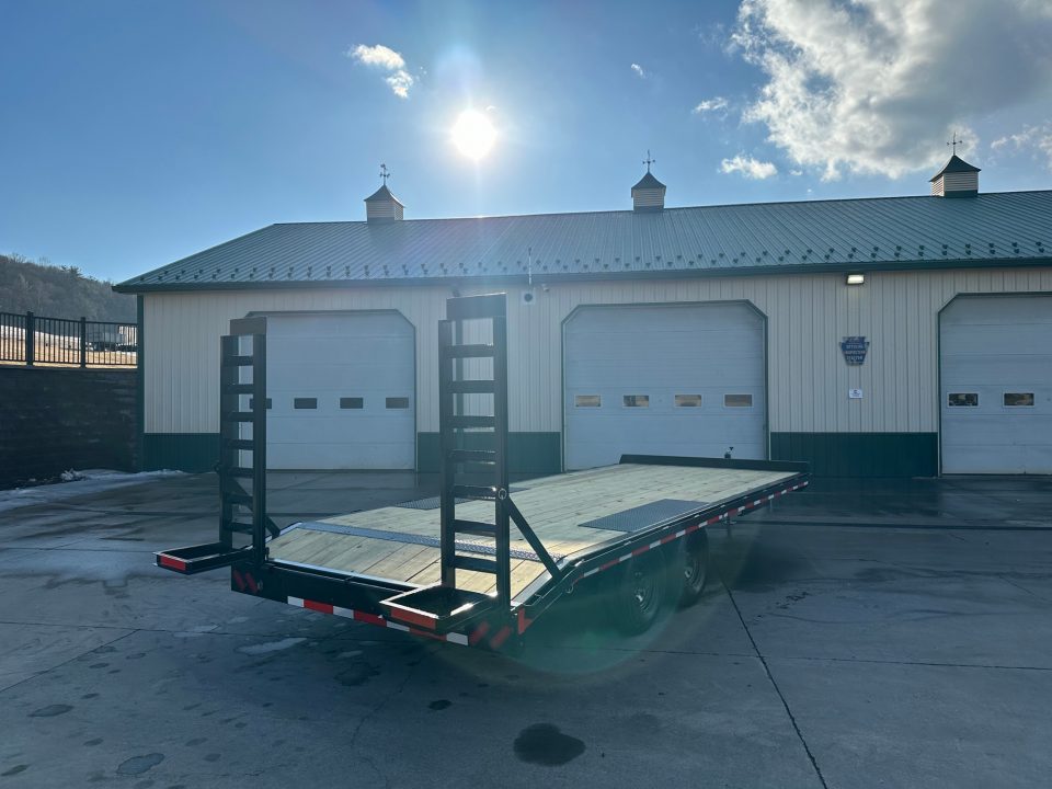 New Greenfield 20' Deckover Equipment Trailer - 10K