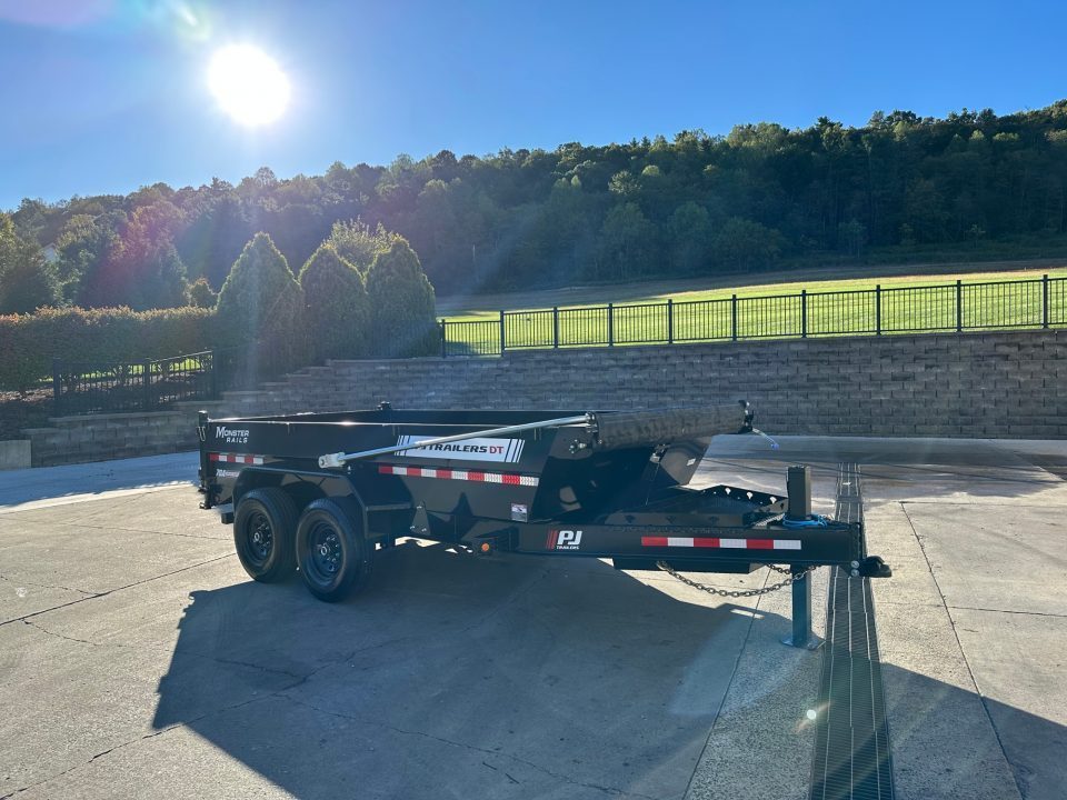 New PJ Trailers 14' Low-Pro Telescopic Dump (DT) - VOYAGER Package