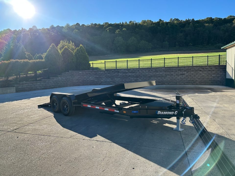 New Diamond C 20' Hydraulic Dampening Tilt (HDT 207)