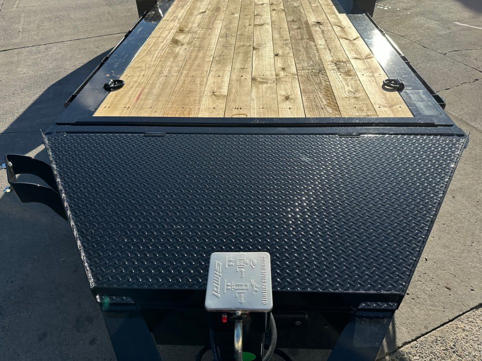 New Diamond C 20' Hydraulic Dampening Tilt (HDT 207)