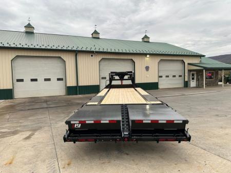 New PJ 25' Low-Pro Quest Series Gooseneck w/Monster Ramps