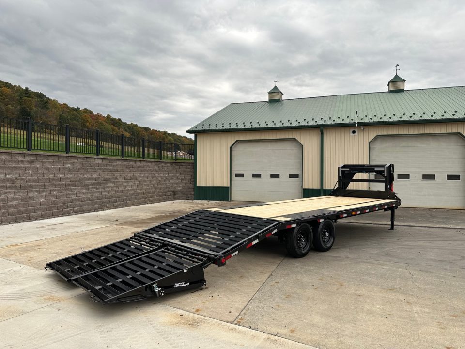 New PJ 25' Low-Pro Quest Series Gooseneck w/Monster Ramps