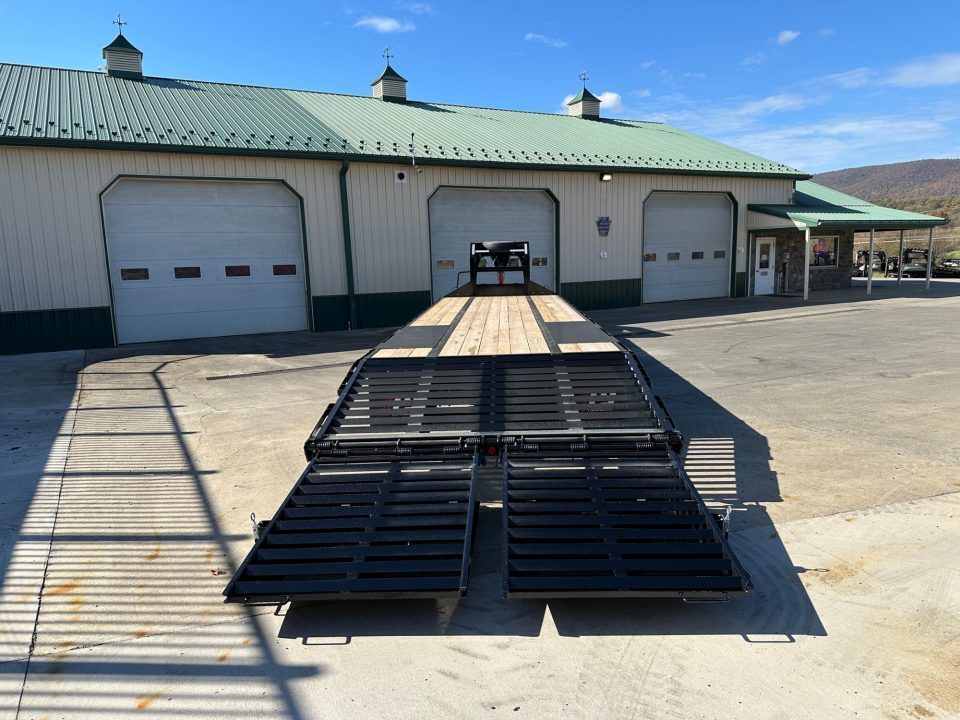 New PJ 32' Low-Pro Flatdeck with Duals (LD) - Monster Ramps