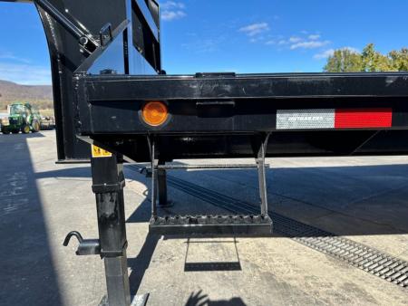 New PJ 32' Low-Pro Flatdeck with Duals (LD) - Monster Ramps