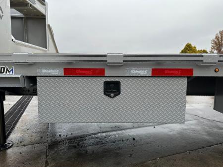 New Diamond C 32' FMAX210 Gooseneck w/Hydraulic Dovetail - Pacesetter Edition