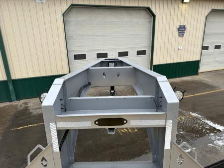 New Diamond C 32' FMAX210 Gooseneck w/Hydraulic Dovetail - Pacesetter Edition