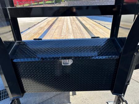 New PJ 32' Low-Pro Flatdeck with Duals (LD) - Monster Ramps