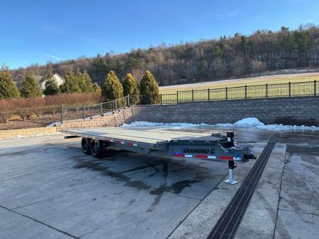 New Diamond C 24' Deckover Tilt (DET208)