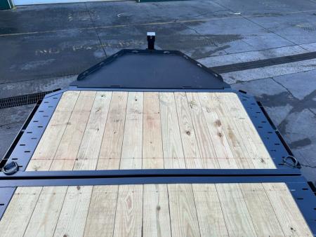 New Diamond C 22' Full Width Hydraulic Dampening Tilt (HXD 207)