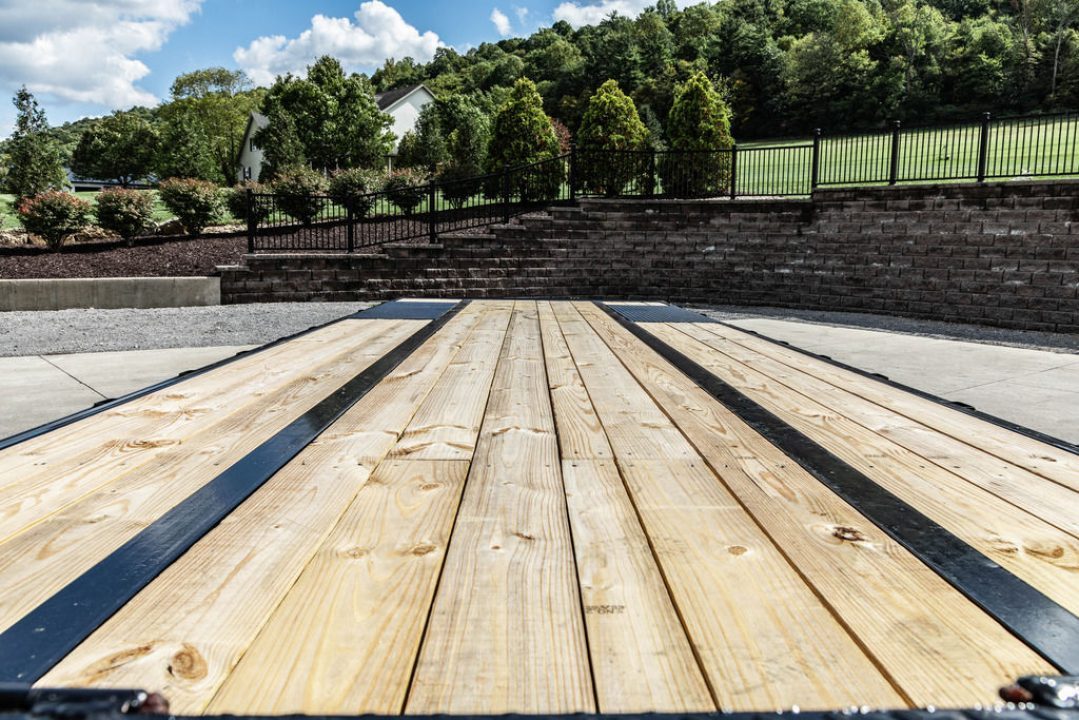 New PJ 30' Low-Pro Flatdeck with Duals (LD) - Monster Ramps