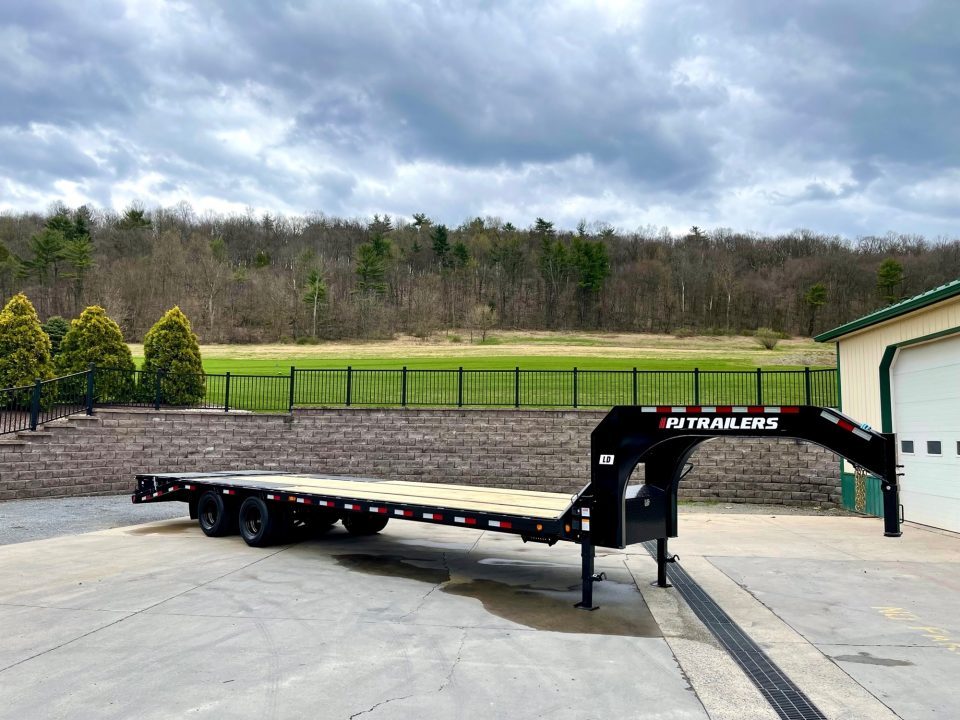 New PJ 30' Low-Pro Flatdeck with Duals (LD) - Monster Ramps
