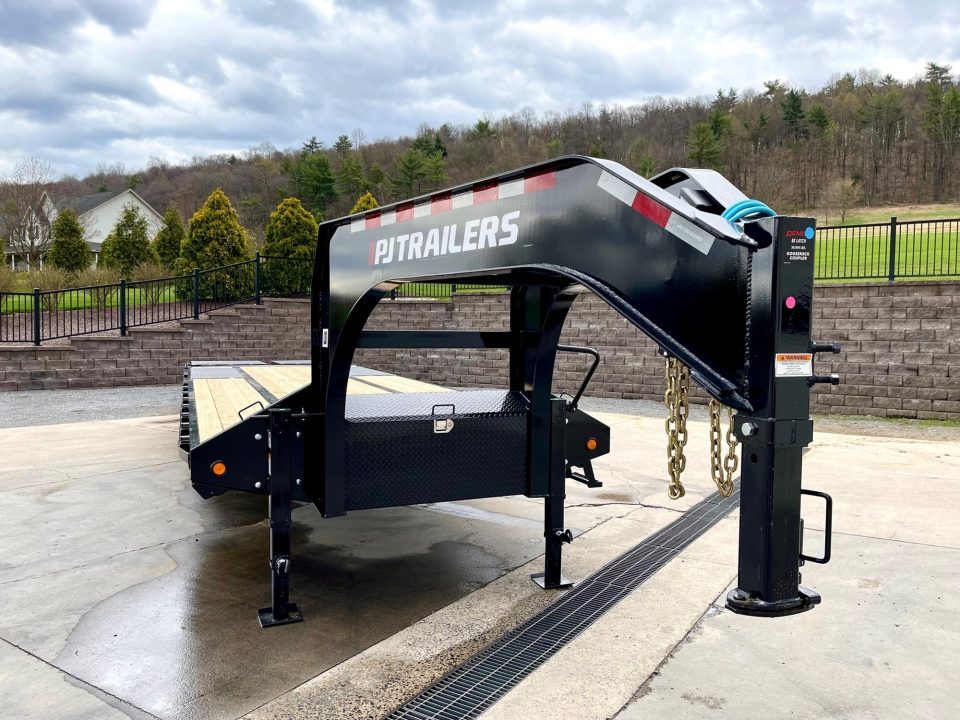 New PJ 30' Low-Pro Flatdeck with Duals (LD) - Monster Ramps