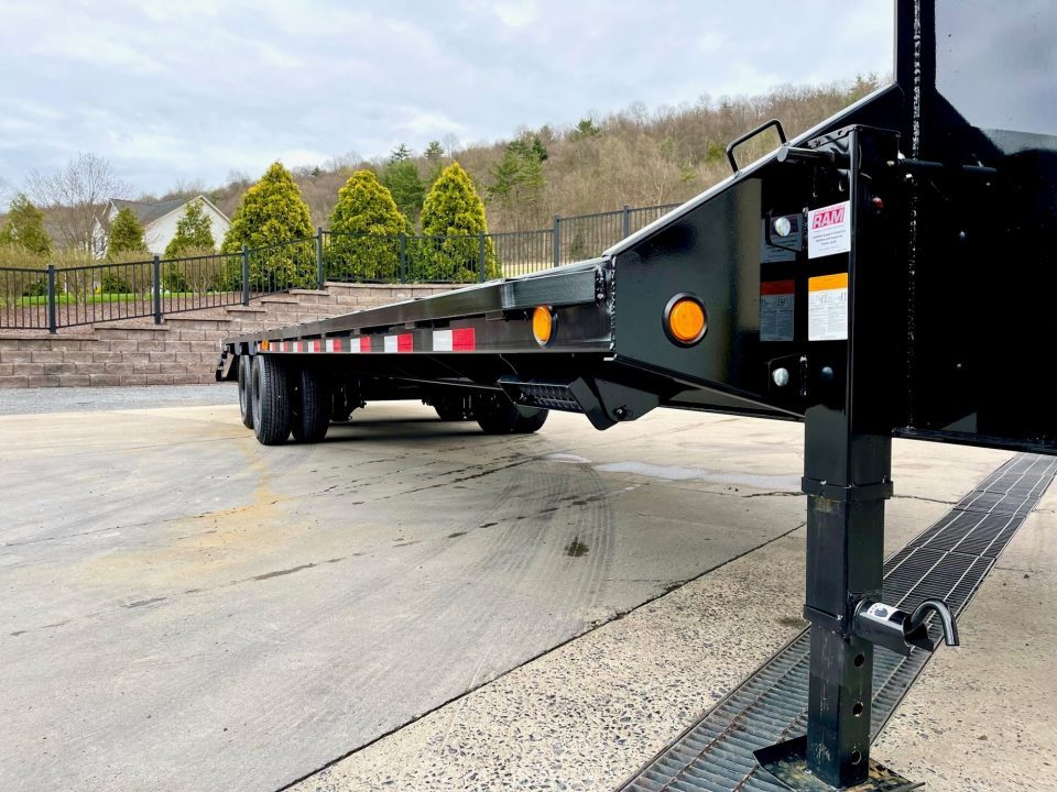 New PJ 30' Low-Pro Flatdeck with Duals (LD) - Monster Ramps