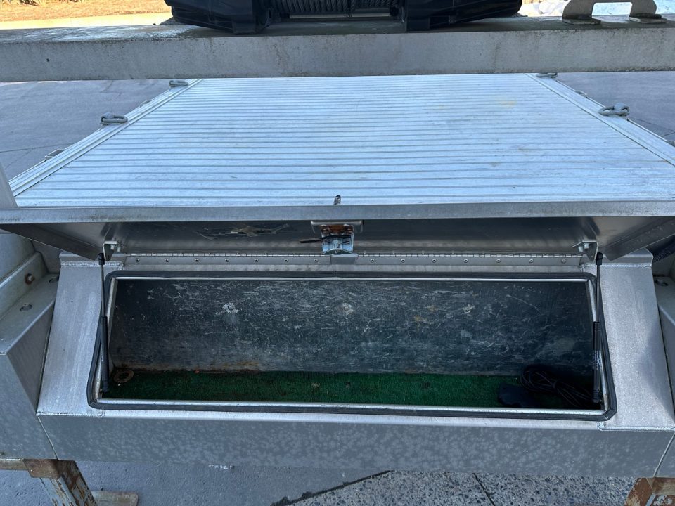 Used 2019 EBY Trailers GN16K Gooseneck w/Max Ramps & Winch