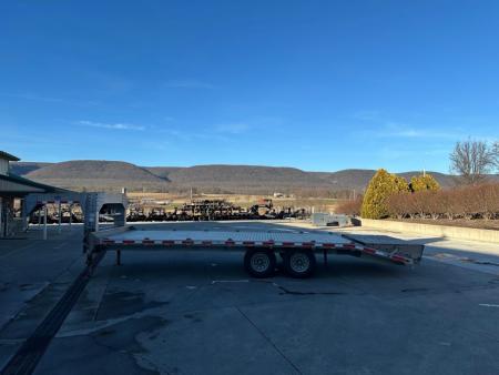 Used 2019 EBY Trailers GN16K Gooseneck w/Max Ramps & Winch