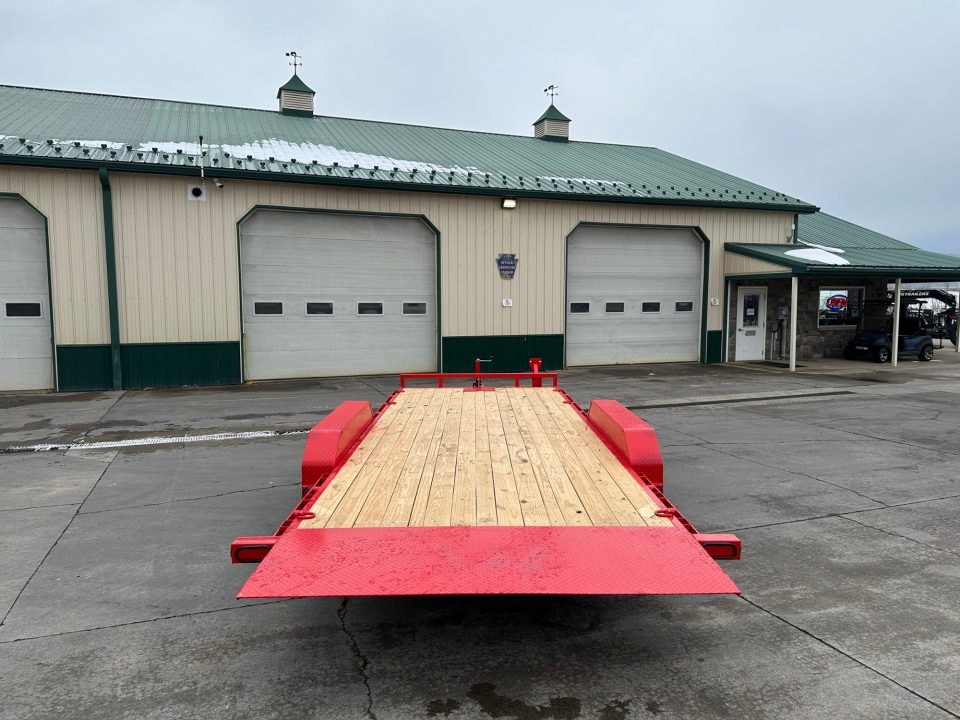 New PJ Trailers 20' Hydraulic Quick Tilt 20'