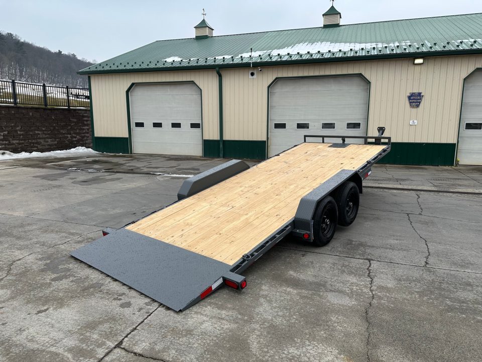 New PJ Trailers 20' Hydraulic Quick Tilt (TH)