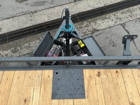 New PJ Trailers 20' Hydraulic Quick Tilt (TH)
