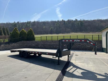 Used 2022 PJ Trailers LS 25' Gooseneck with Slide in Ramps