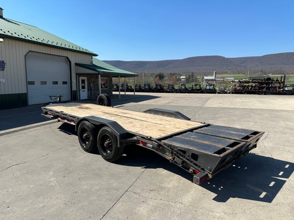 Used 2021 Diamond C Trailers 22' LPX210 - Max Ramps