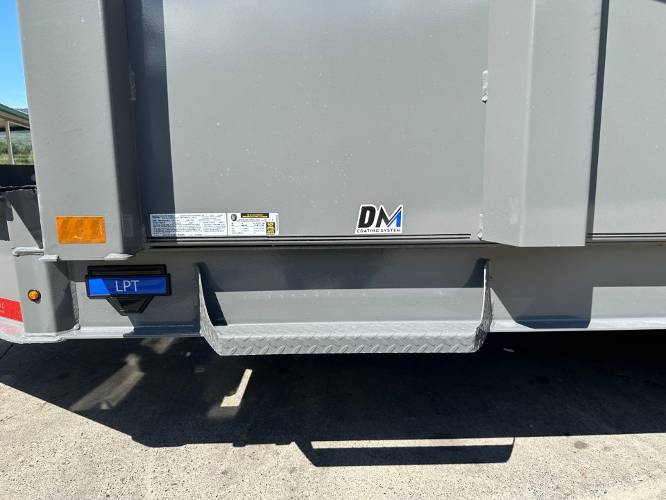 New Diamond C 16' LPT207 Dump - 44" Tall Sides