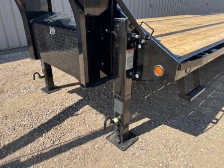 New 2026 PJ Trailers 32 Low Profile LD Tandem Dual Gooseneck Trailer