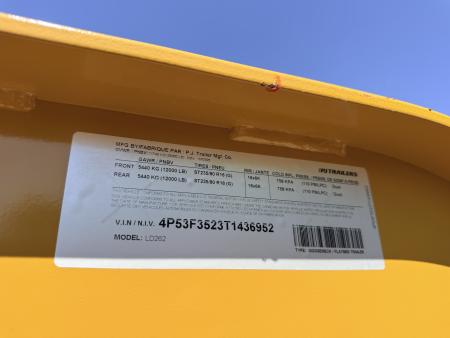 New 2026 PJ Trailers 102X26 GOOSENECK 25K GVWR (MEGA RAMPS) Flatbed Trailer