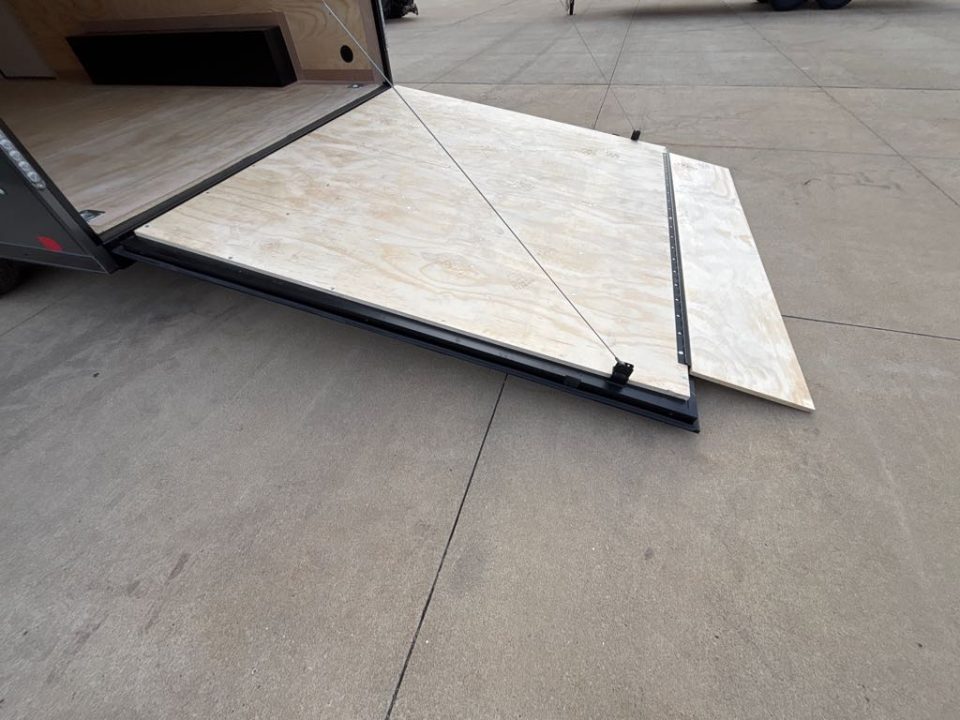 New 2026 United Trailers UJ-8.516TA35 Cargo / Enclosed Trailer