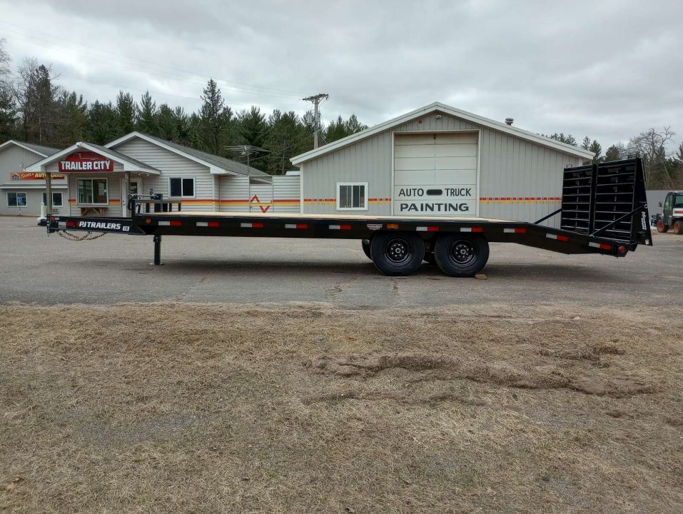 New 2026 PJ Trailers 102" x 22' F8 Deckover Trailer