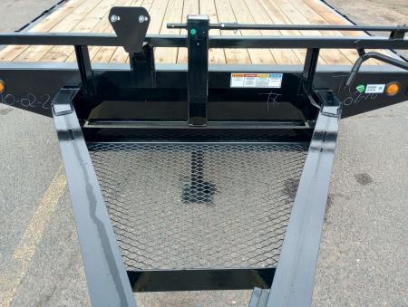 New 2026 PJ Trailers 102" x 22' F8 Deckover Trailer