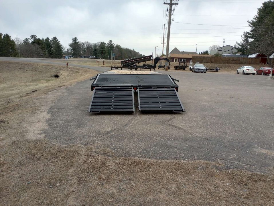 New 2026 PJ TRAILERS 102" x 24' F8 Deckover Trailer
