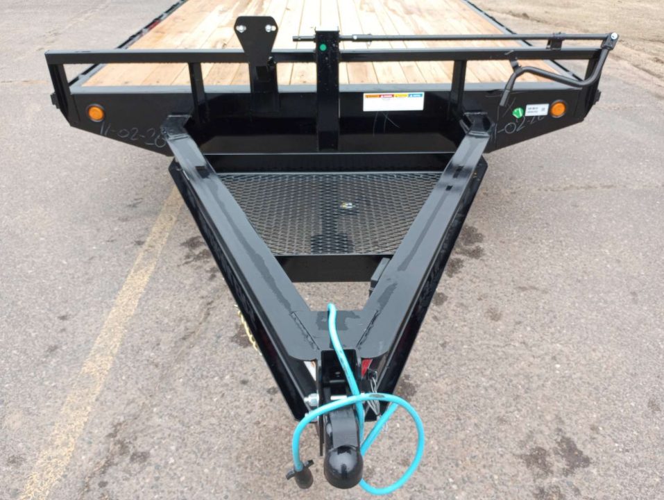 New 2026 PJ TRAILERS 102" x 24' F8 Deckover Trailer