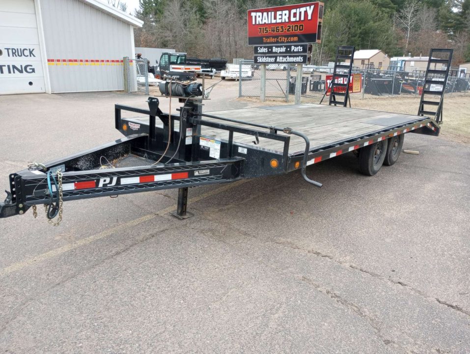 Consignment 2021 PJ Trailers 102" x 20' F8 Deckover Trailer
