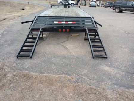 Consignment 2021 PJ Trailers 102" x 20' F8 Deckover Trailer