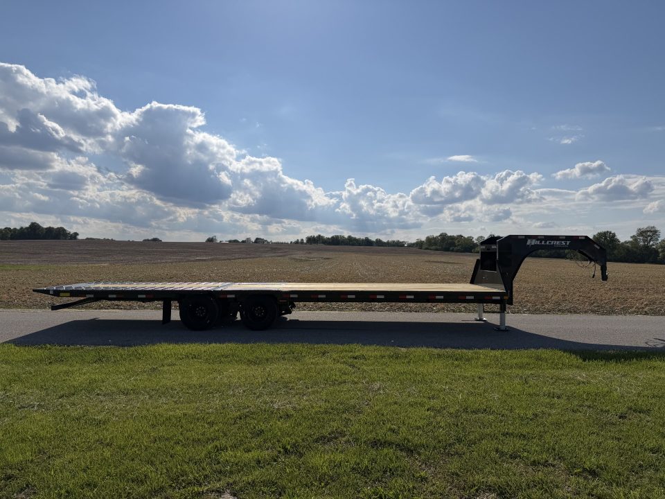 New 2026 Hillcrest Trailers 102"x32' (20'+12) 25.9K Hydraulic Dovetail Deckover Trailer