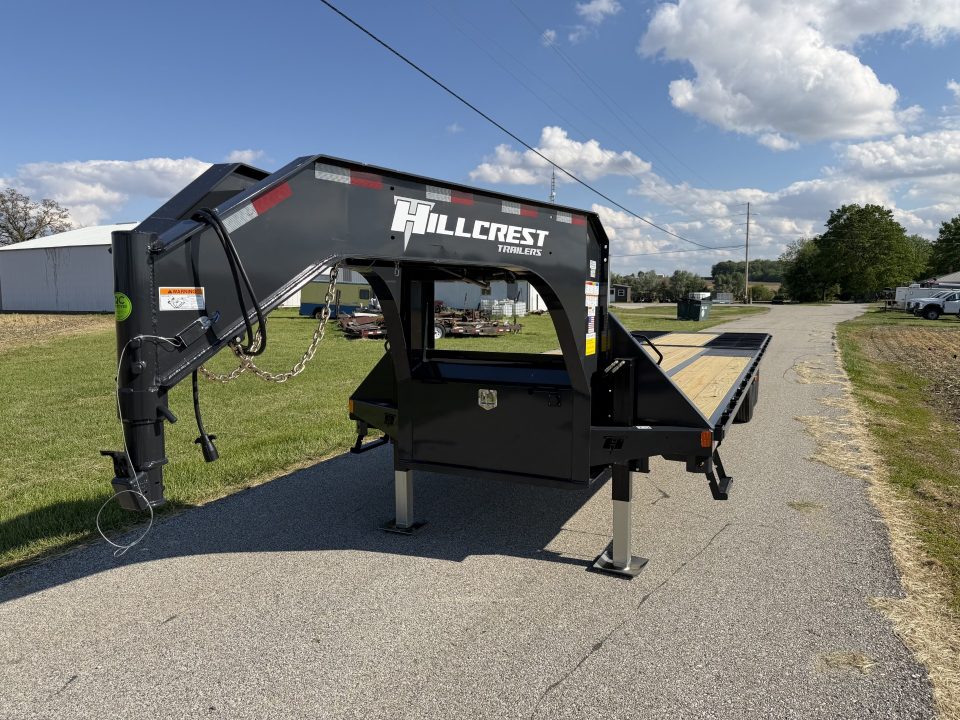 New 2026 Hillcrest Trailers 102"x32' (20'+12) 25.9K Hydraulic Dovetail Deckover Trailer