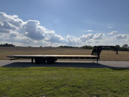 New 2026 Hillcrest Trailers 102 x32' (20'+12) 25.9K Hydraulic Dovetail Deckover Trailer