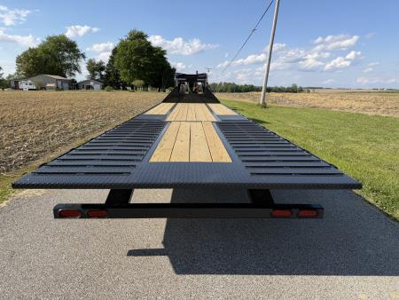 New 2026 Hillcrest Trailers 102"x32' (20'+12) 25.9K Hydraulic Dovetail Deckover Trailer