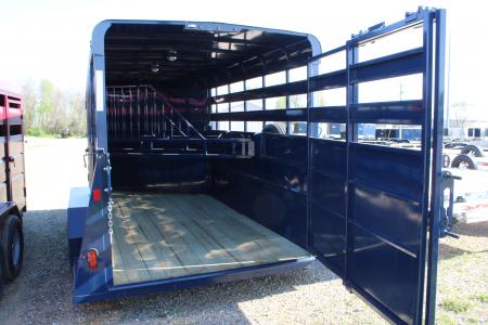 New 2026 Valley Trailers 3 HORSE STOCK ID 6231 Stock / Stock Combo Trailer