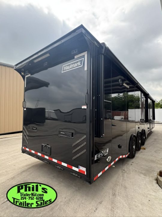New 2026 Haulmark 8.5X44 GOOSENECK BATHROOM PACKAGE 2 ELECTRIC AWNINGS & AIRLINES! Car / Racing Trailer