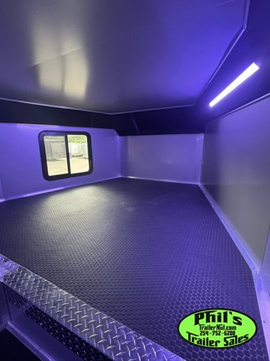 New 2026 Haulmark 8.5X44 GOOSENECK BATHROOM PACKAGE 2 ELECTRIC AWNINGS & AIRLINES! Car / Racing Trailer