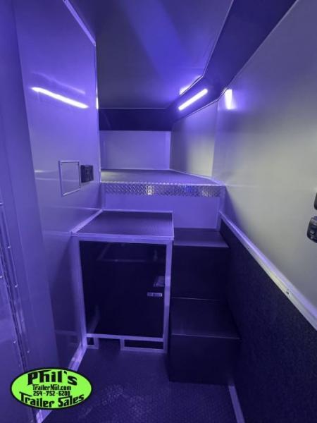 New 2026 Haulmark 8.5X44 GOOSENECK BATHROOM PACKAGE 2 ELECTRIC AWNINGS & AIRLINES! Car / Racing Trailer