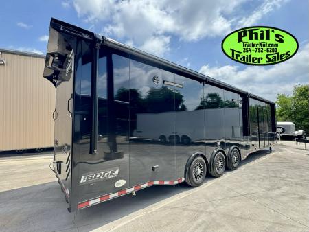 New 2026 Haulmark 8.5X44 GOOSENECK BATHROOM PACKAGE 2 ELECTRIC AWNINGS & AIRLINES! Car / Racing Trailer